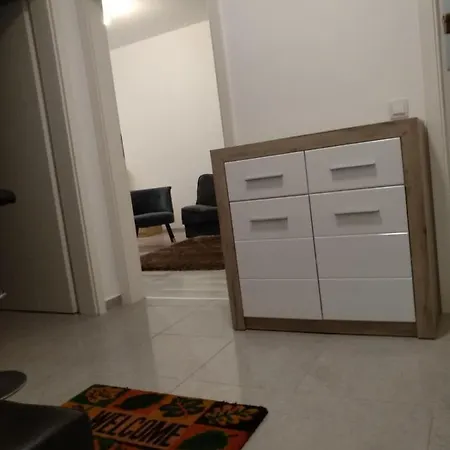 Comfy Studio Апартаменти