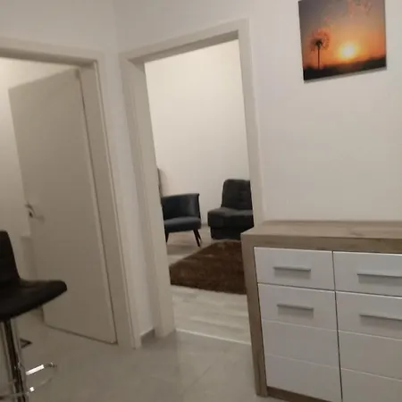 Comfy Studio Апартаменти Брашов