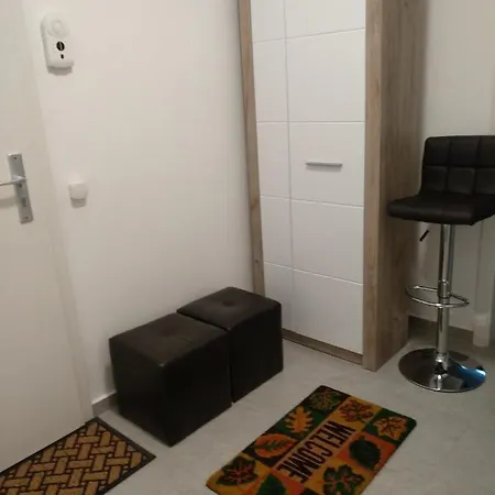 Comfy Studio Апартаменти Брашов
